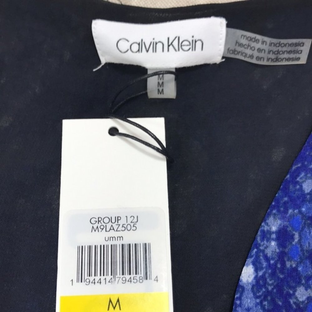Calvin Klein Printed Ruffle-Sleeve Blouse - Picture 5 of 6